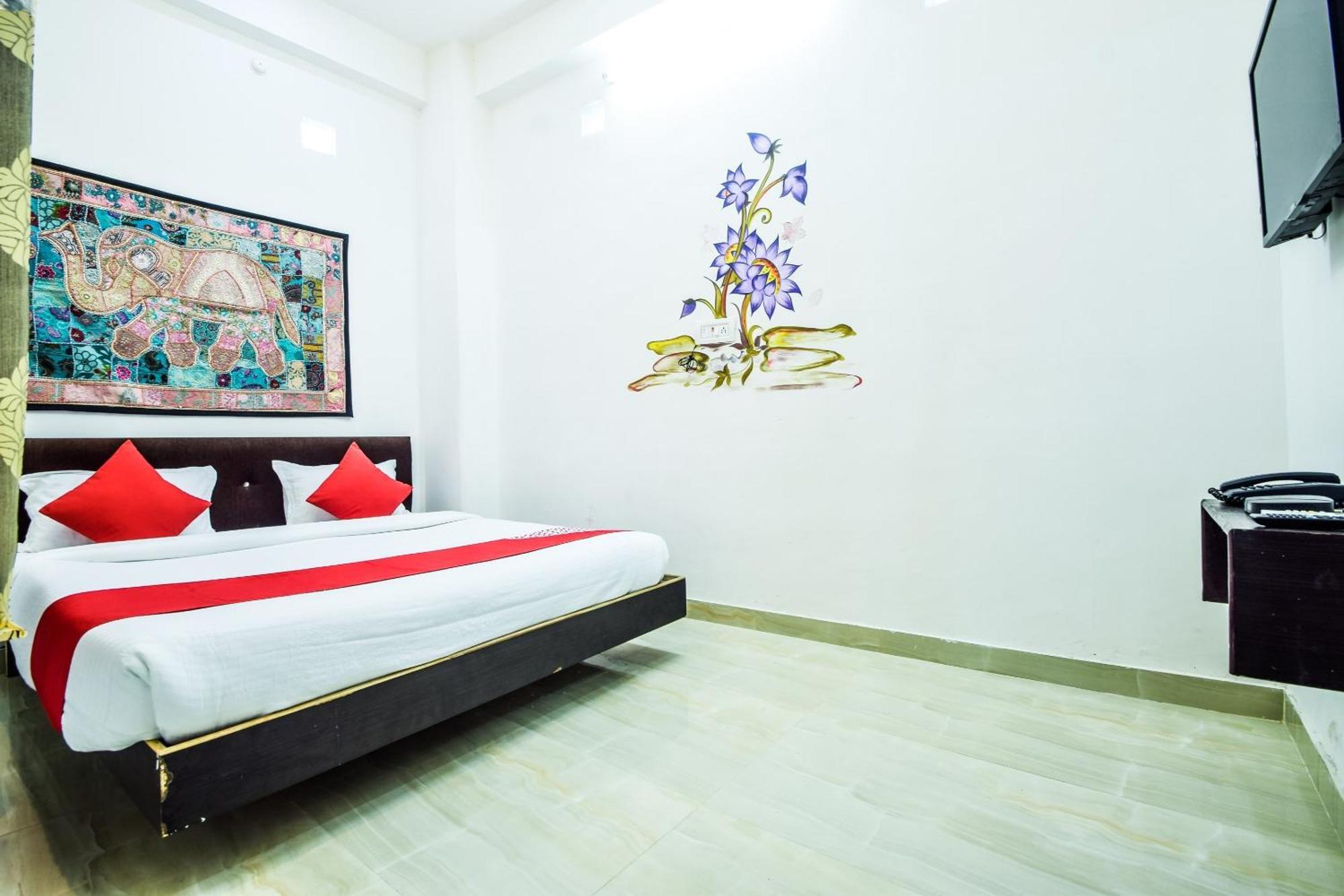 OYO 10682 Hotel Blue Lotus Pushkar Exterior foto
