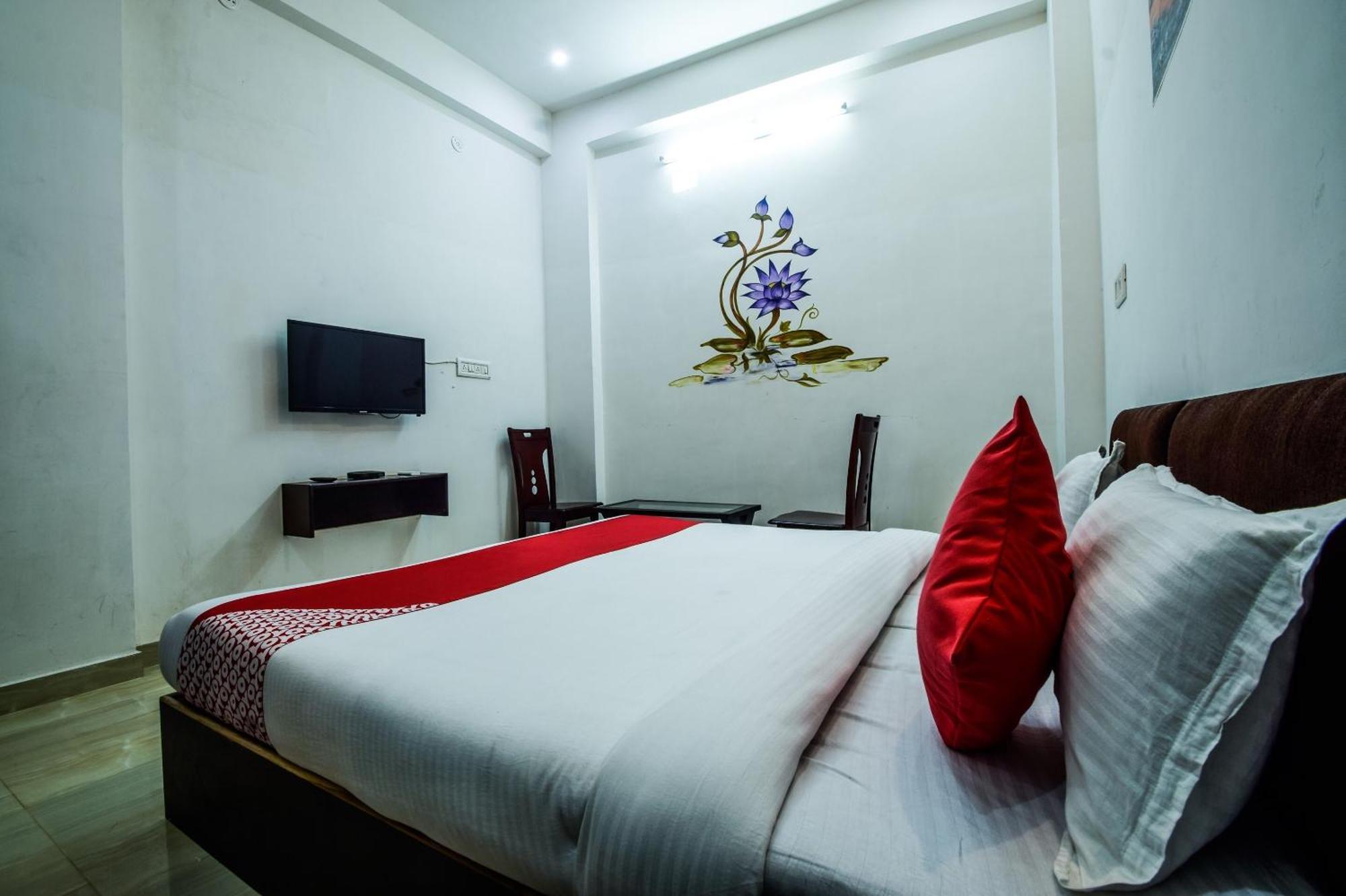OYO 10682 Hotel Blue Lotus Pushkar Exterior foto